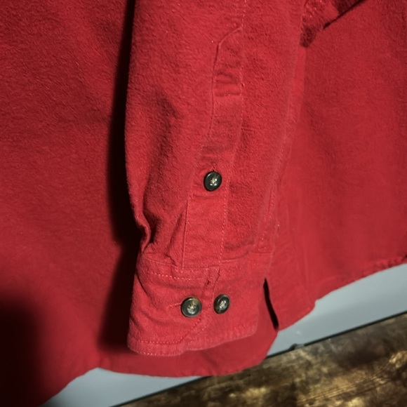 Y2K Eddie Bauer flannel chamois Red button up shirt. - Picture 7 of 13